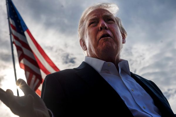 Federal Workers Are Being Told to Blame Democrats for the Shutdown